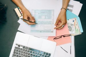 8 dicas para economizar na compra de um dispensador de paletes