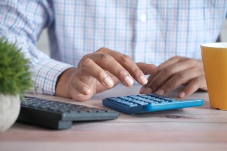 Como administrar uma agência de marketing imobiliário?