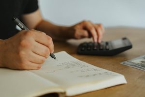 Dicas para administrar uma empresa de injeção plástica