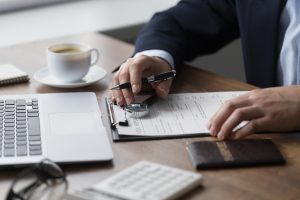 visa-application-form-composition