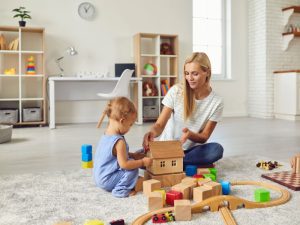 Como ambientes influenciam a autonomia infantil