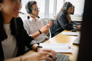 Como reduzir dependência do suporte tradicional com community force