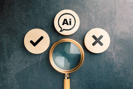 IA melhora a tomada de decisão ao analisar dados, identificar padrões e gerar insights estratégicos em tempo real.